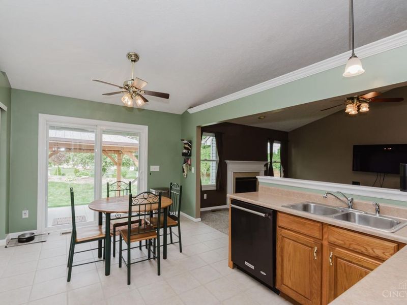 4492 Longmeadow Lane, Beavercreek, OH 45430 Photo 14