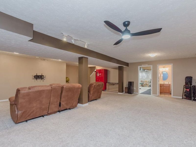 4492 Longmeadow Lane, Beavercreek, OH 45430 Photo 32