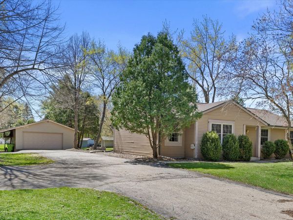 287 Wilson Ave, Dousman, WI 53118