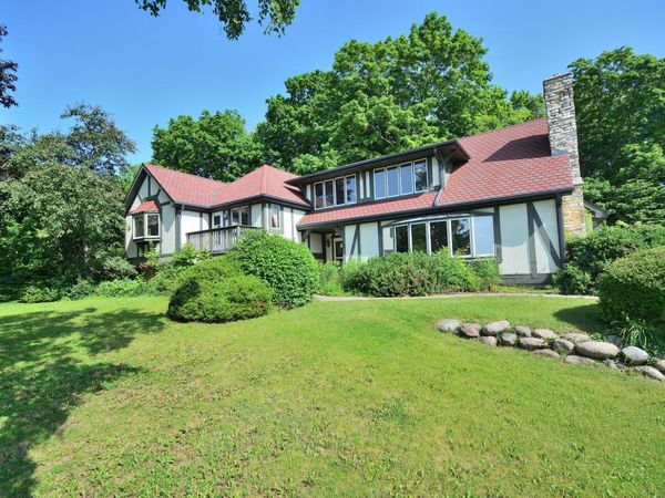 3076 Red Fox Cir, Richfield, WI 53017