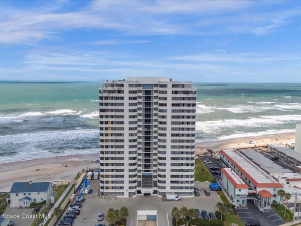 1420 N Atlantic Avenue , Unit 302, Daytona Beach, FL 32118