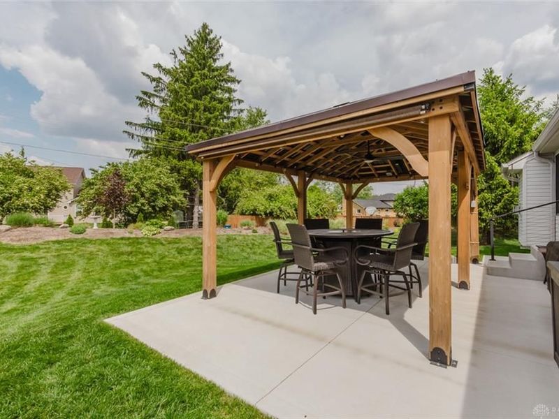 4492 Longmeadow Lane, Beavercreek, OH 45430 Photo 8