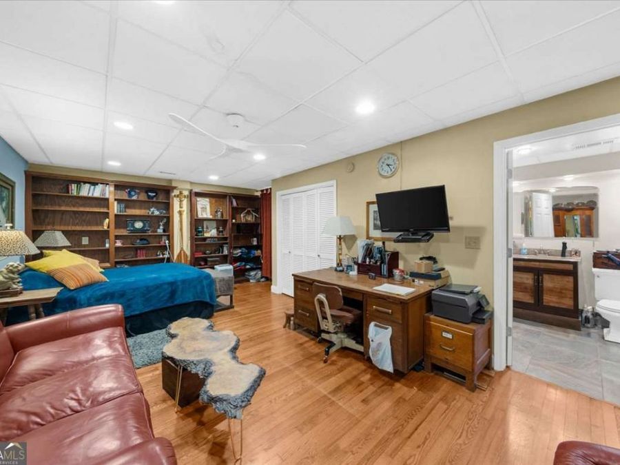 Property Image 43