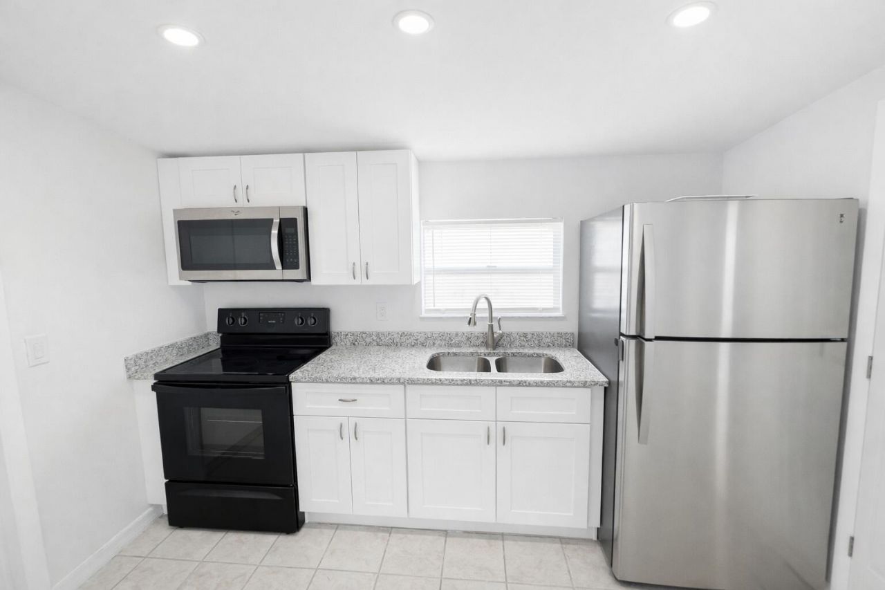 5010 Killarney Avenue, Unit A, Fort Pierce, FL 34951 Photo