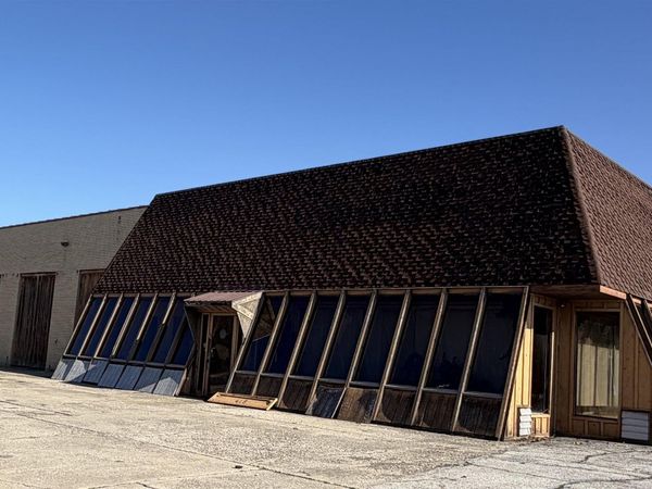 415 E Adrian , Blissfield, MI 49228