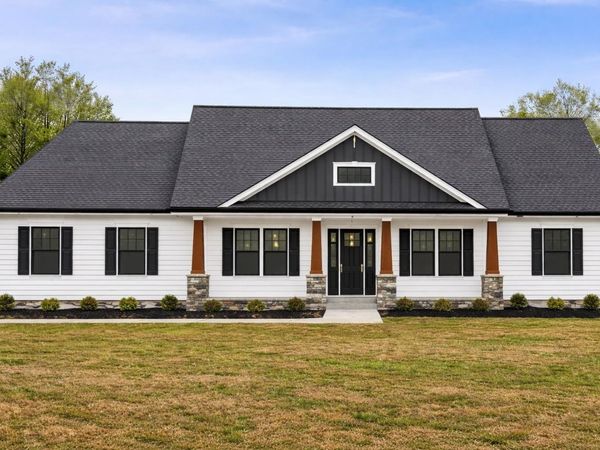 12333 Trotting Horse Court, Tallahassee, FL 32305
