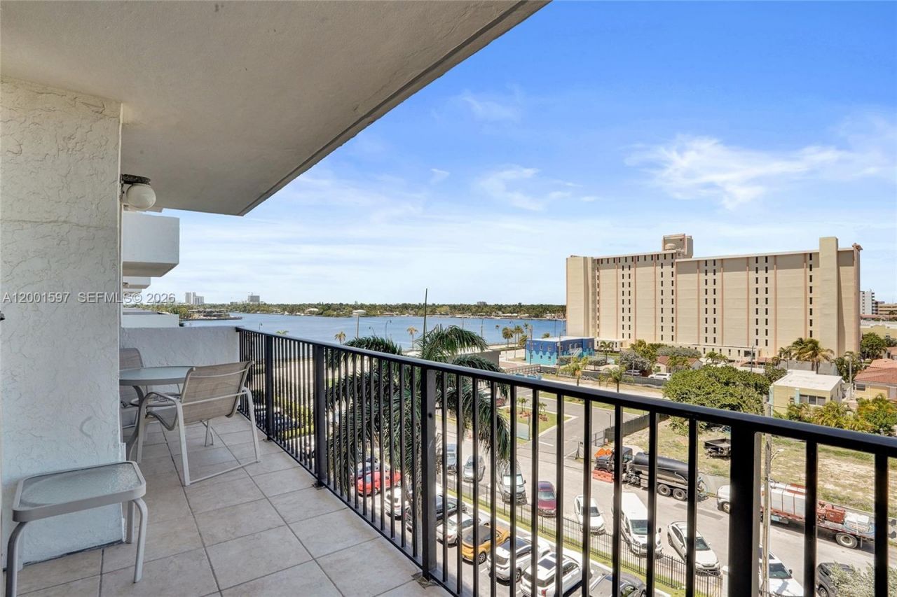 1201 S Ocean Dr, Unit 604N, Hollywood, FL 33019 Photo