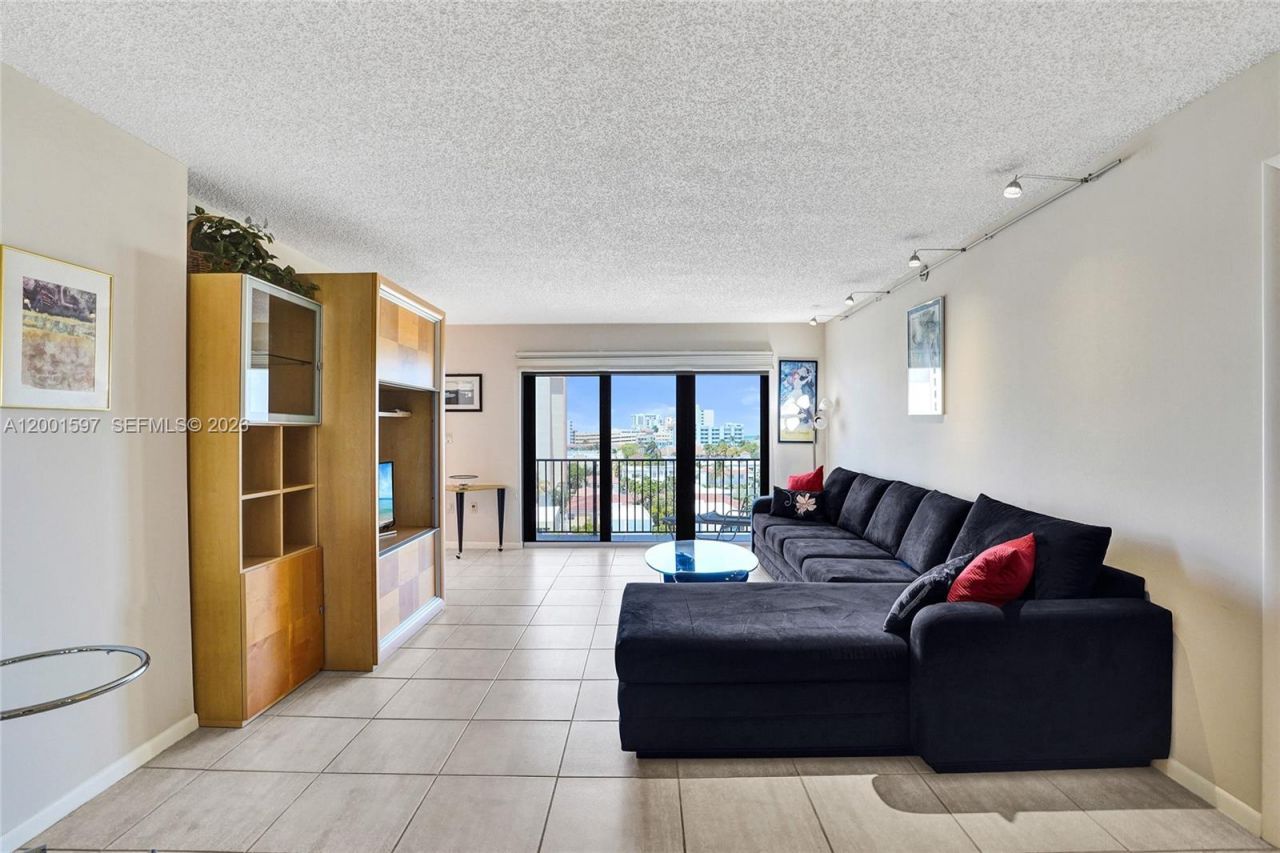 1201 S Ocean Dr, Unit 604N, Hollywood, FL 33019 Photo