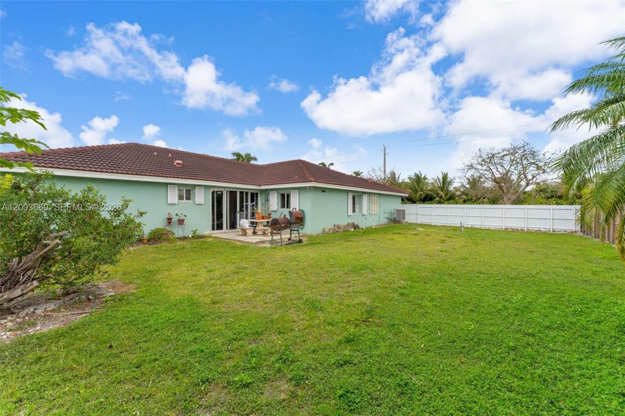 20310 SW 320th St, Homestead, FL 33030 Photo