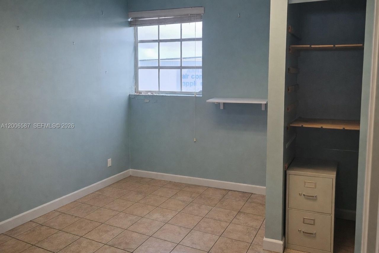7345 SW 41st St , Miami, FL 33155 Photo