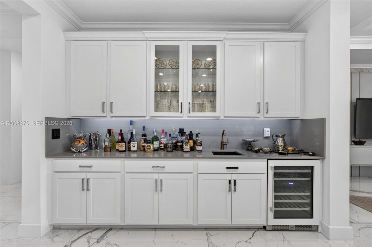 10626 Starling Way, West Palm Beach, FL 33412 Photo