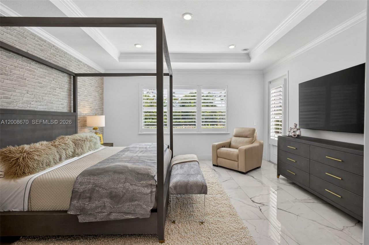 10626 Starling Way, West Palm Beach, FL 33412 Photo