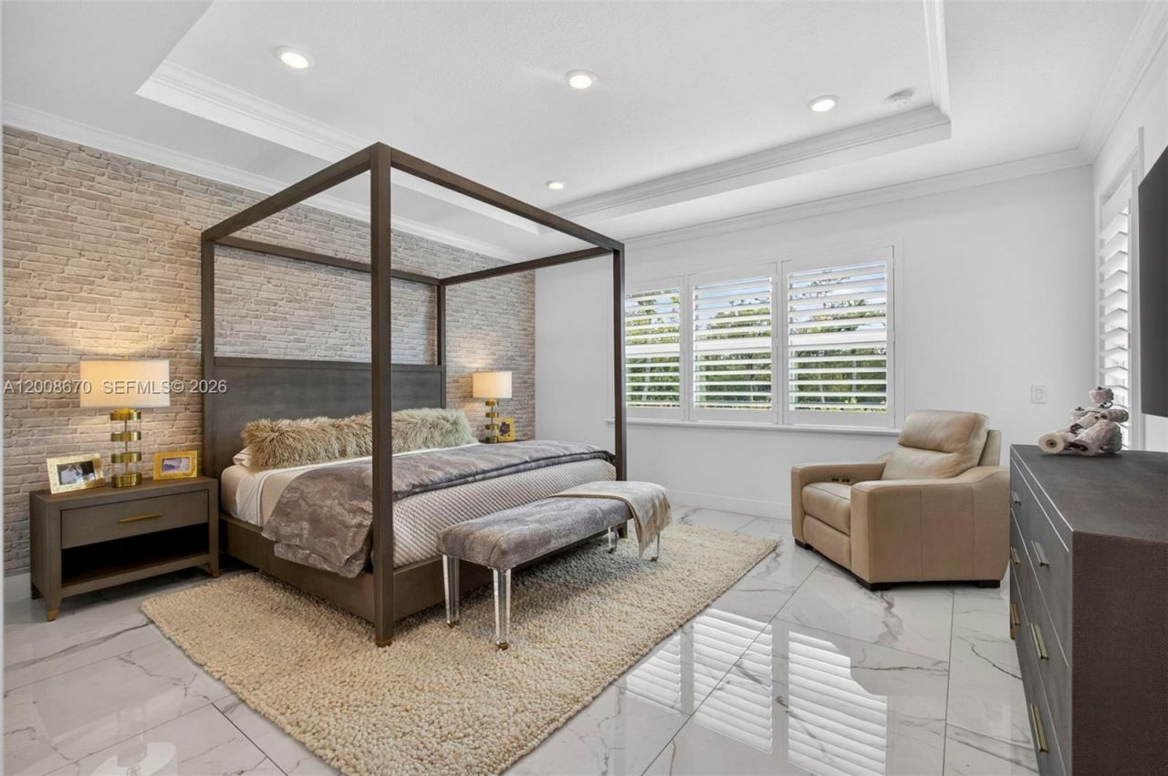 10626 Starling Way, West Palm Beach, FL 33412 Photo