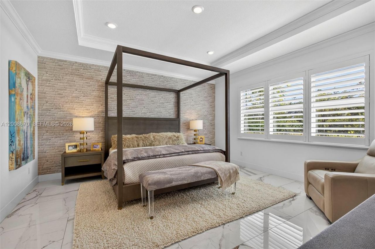 10626 Starling Way, West Palm Beach, FL 33412 Photo