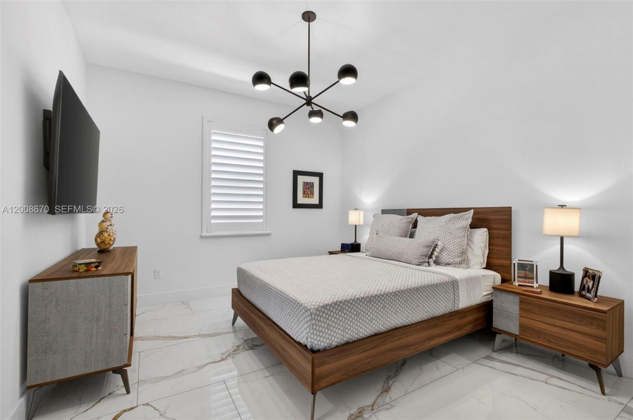 10626 Starling Way, West Palm Beach, FL 33412 Photo