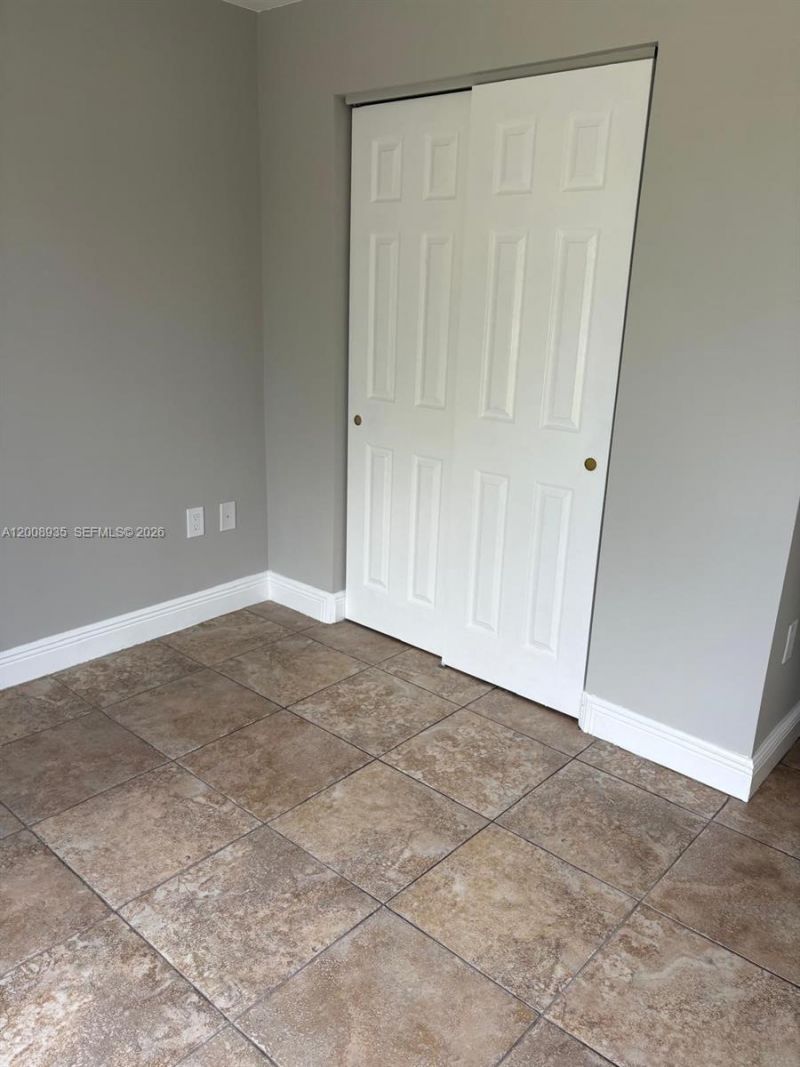 948 SW 3rd St, Unit 205, Miami, FL 33130 Photo