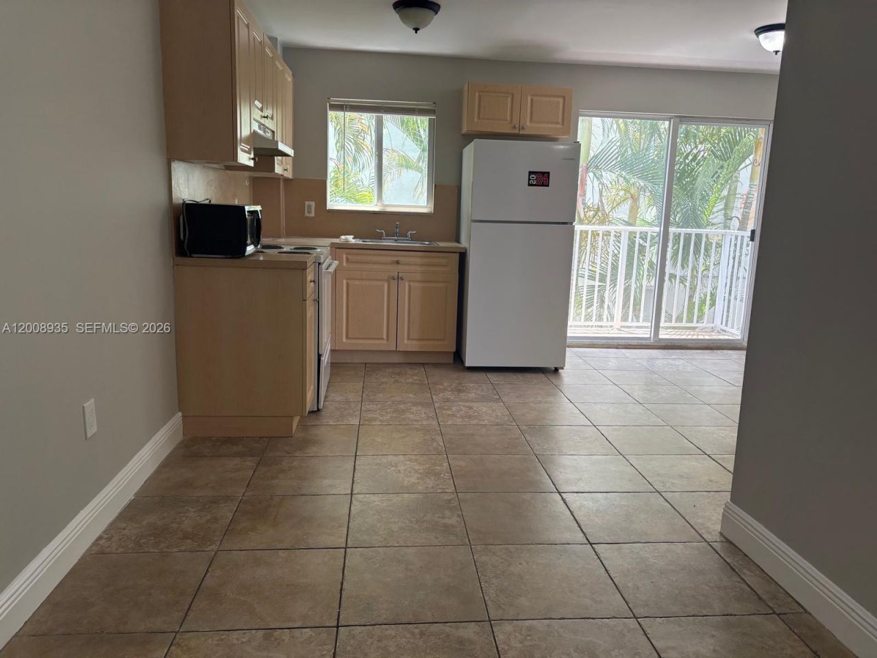 948 SW 3rd St, Unit 205, Miami, FL 33130 Photo