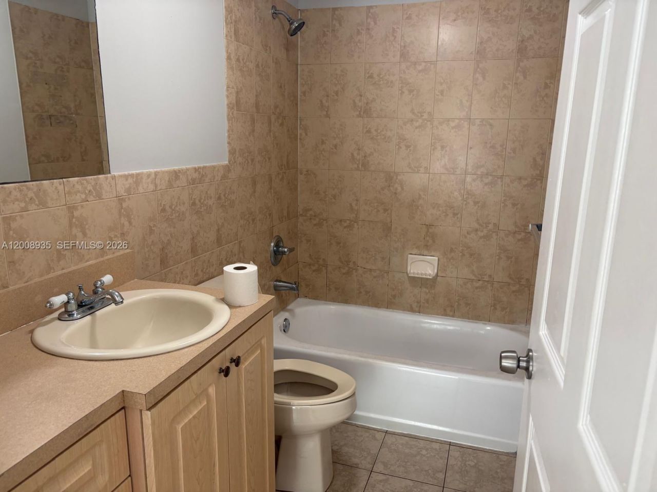 948 SW 3rd St, Unit 205, Miami, FL 33130 Photo