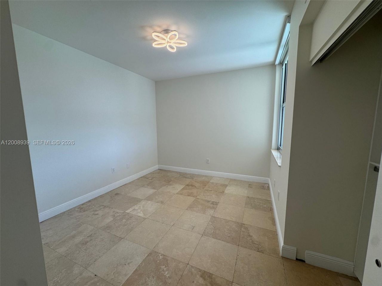 3330 NE 190 St, Unit 1215, Aventura, FL 33180 Photo
