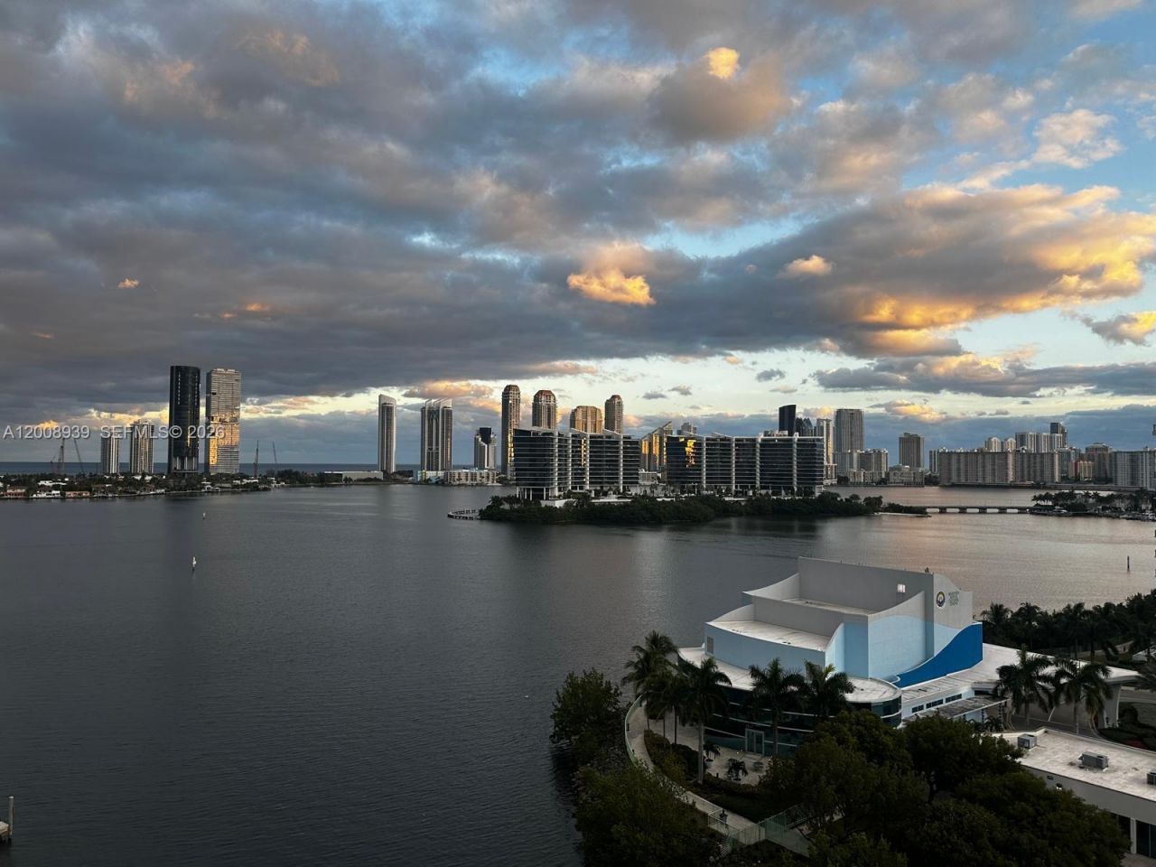 3330 NE 190 St, Unit 1215, Aventura, FL 33180 Photo