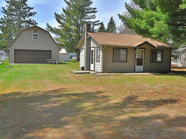 1865 Mullet Avenue, St. Helen, MI 48656