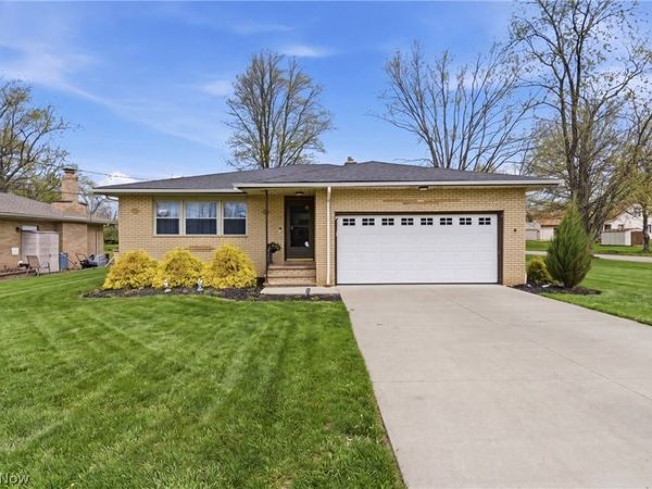 14580 Whitney Road , Strongsville, OH 44136