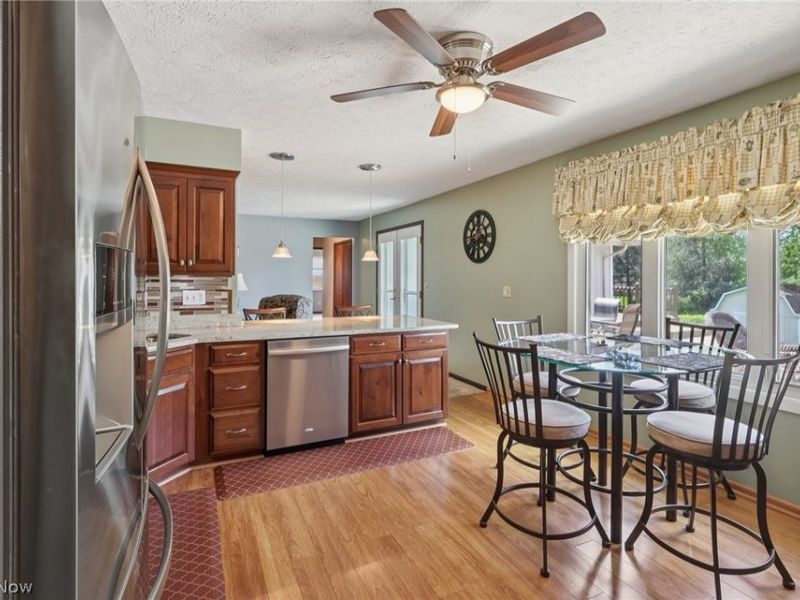 14784 Stone Creek Oval, Strongsville, OH 44149 Photo 13