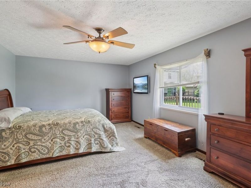 14784 Stone Creek Oval, Strongsville, OH 44149 Photo 19
