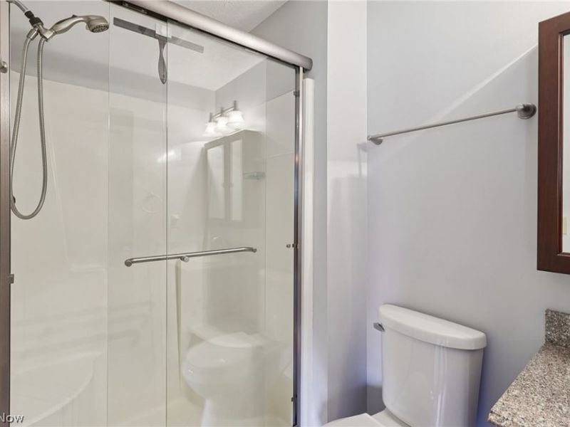 14784 Stone Creek Oval, Strongsville, OH 44149 Photo 24