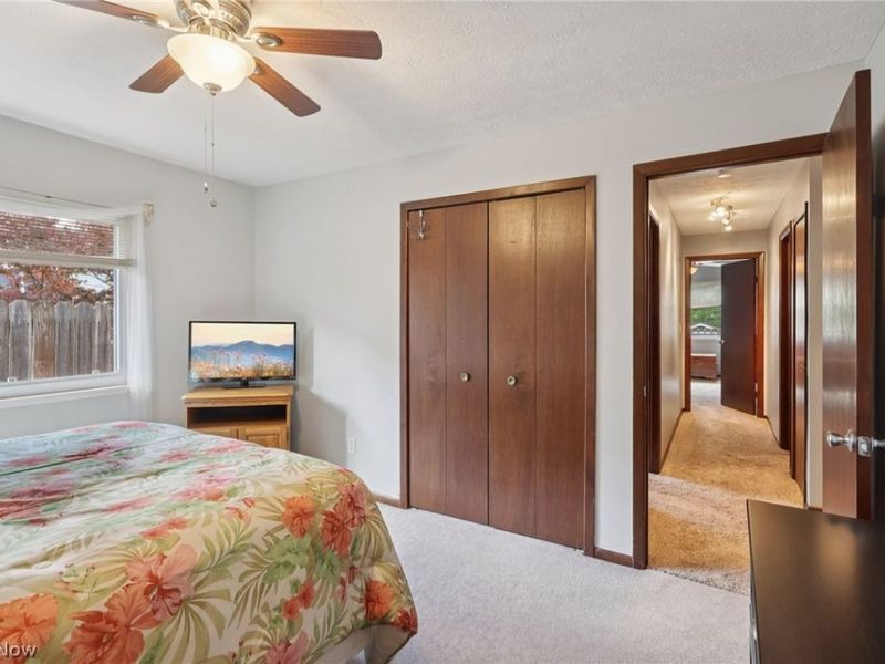 14784 Stone Creek Oval, Strongsville, OH 44149 Photo 28