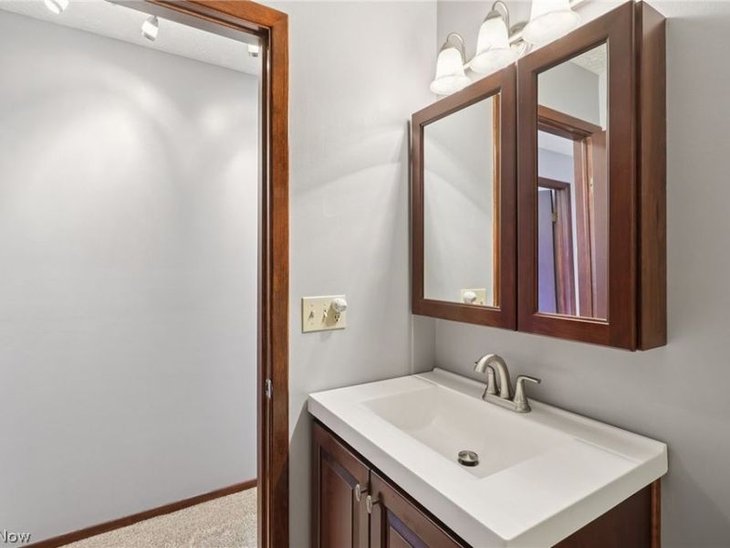 14784 Stone Creek Oval, Strongsville, OH 44149 Photo 30