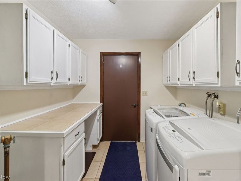 14784 Stone Creek Oval, Strongsville, OH 44149 Photo 33