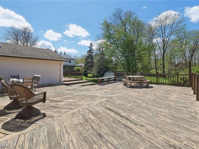 14784 Stone Creek Oval, Strongsville, OH 44149 Photo 39