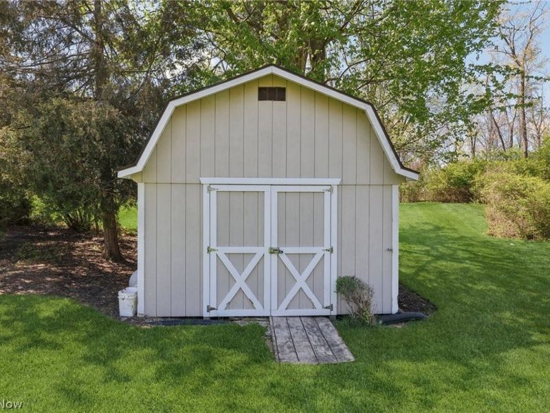 14784 Stone Creek Oval, Strongsville, OH 44149 Photo 43