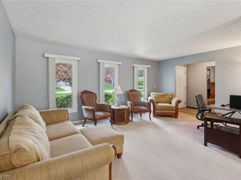 14784 Stone Creek Oval, Strongsville, OH 44149 Photo 7