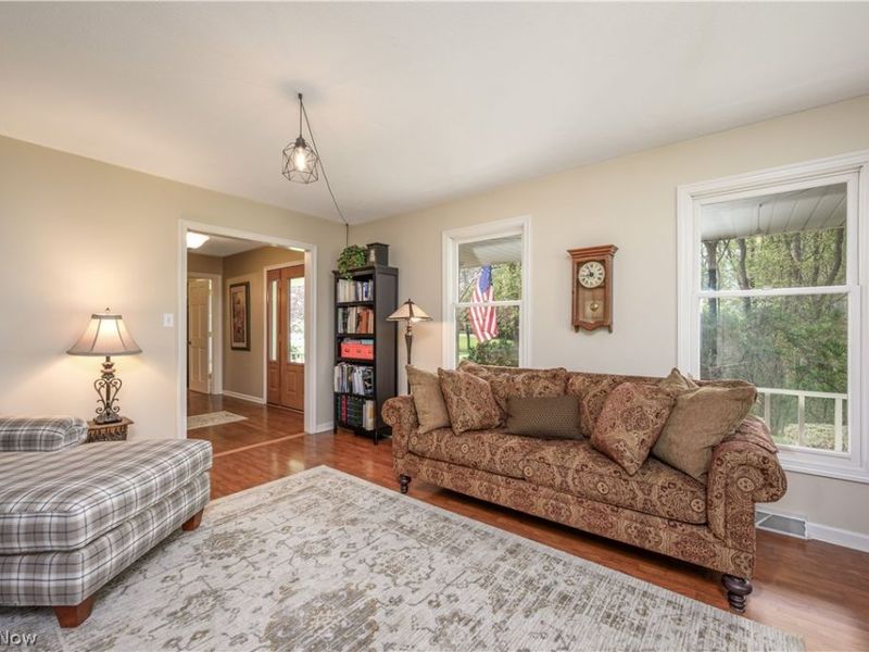 1632 Carriage House Drive, Mogadore, OH 44260 Photo 9