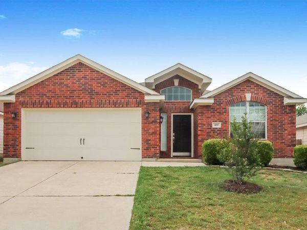 400 Captain Grumbles DR, Jarrell, TX 76537