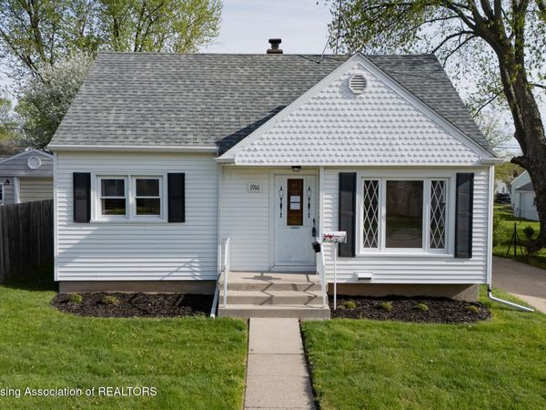 1916 Victor Avenue, Lansing, MI 48910