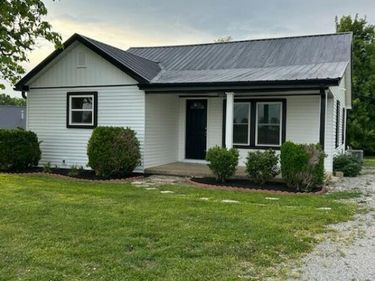 7624 W Tunnel Hill Road, Sharpsburg, KY 40374