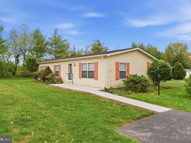 36 BENTWOOD CIRCLE, HARLEYSVILLE, PA 19438