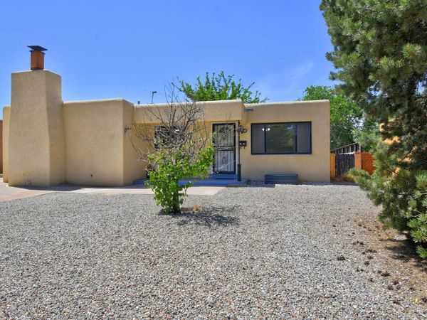 1833 Illinois Street NE, Albuquerque, NM 87110