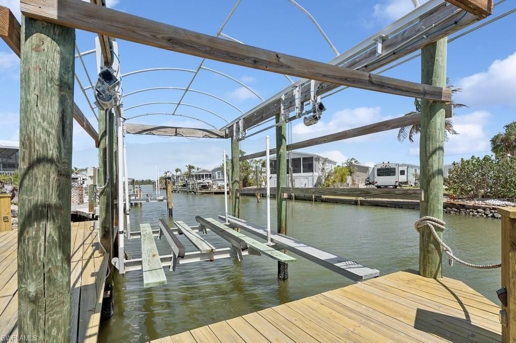 12 Nancy Ln , Fort Myers Beach, FL 33931 Photo