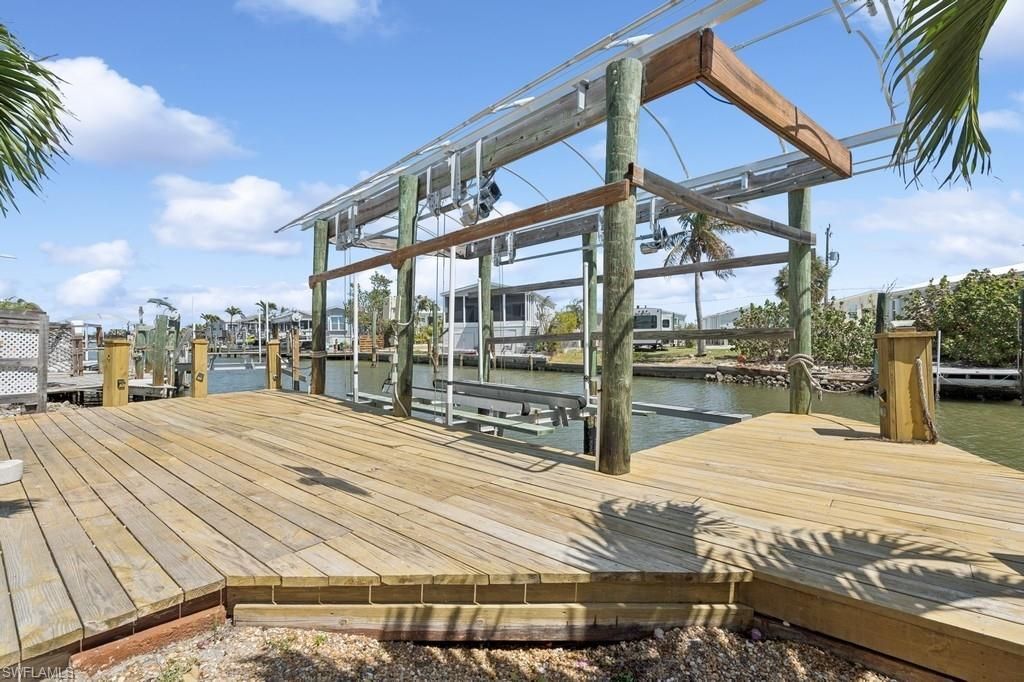 12 Nancy Ln , Fort Myers Beach, FL 33931 Photo