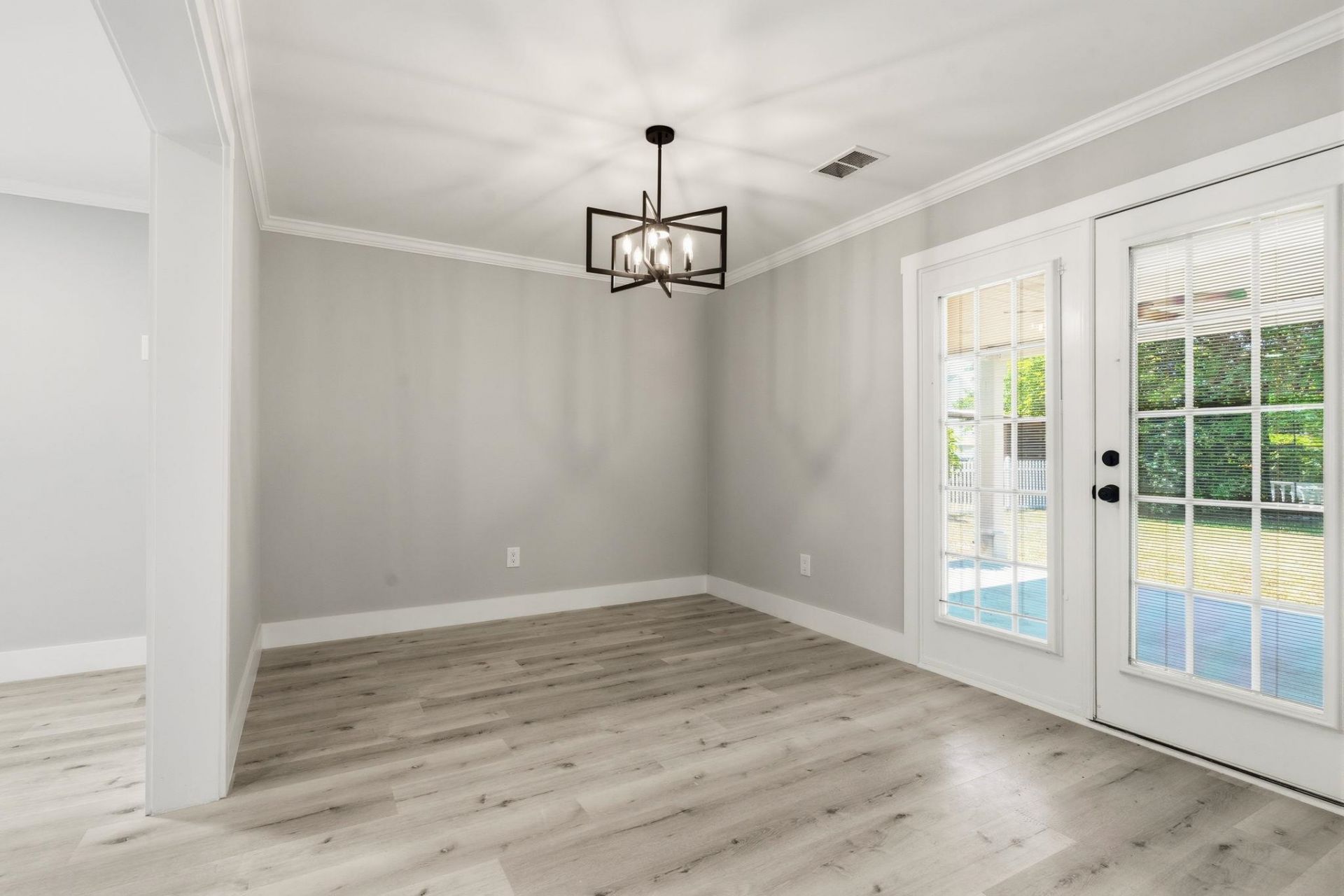 320 Muscari Dr. Photo 10