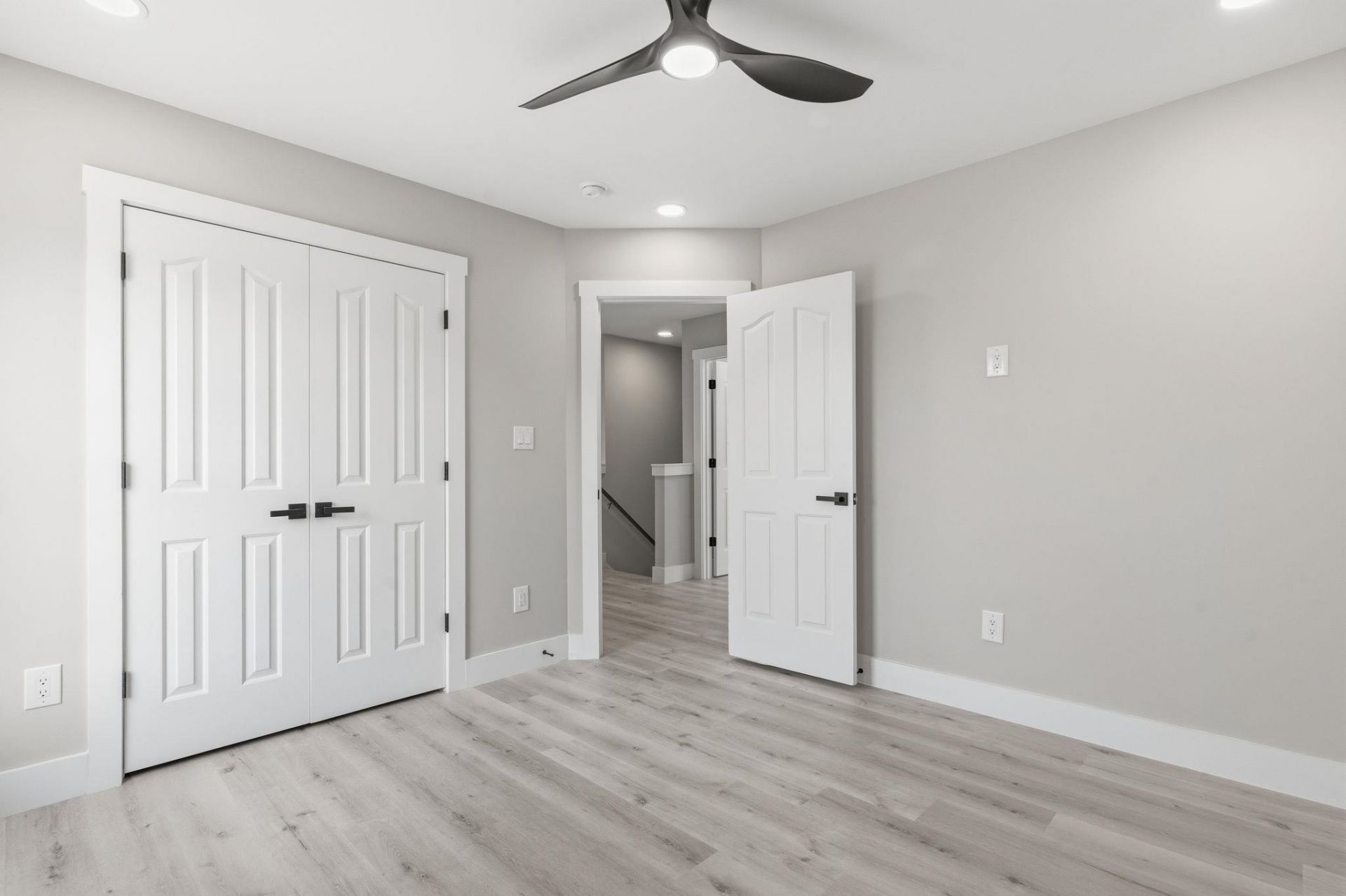 320 Muscari Dr. Photo 17