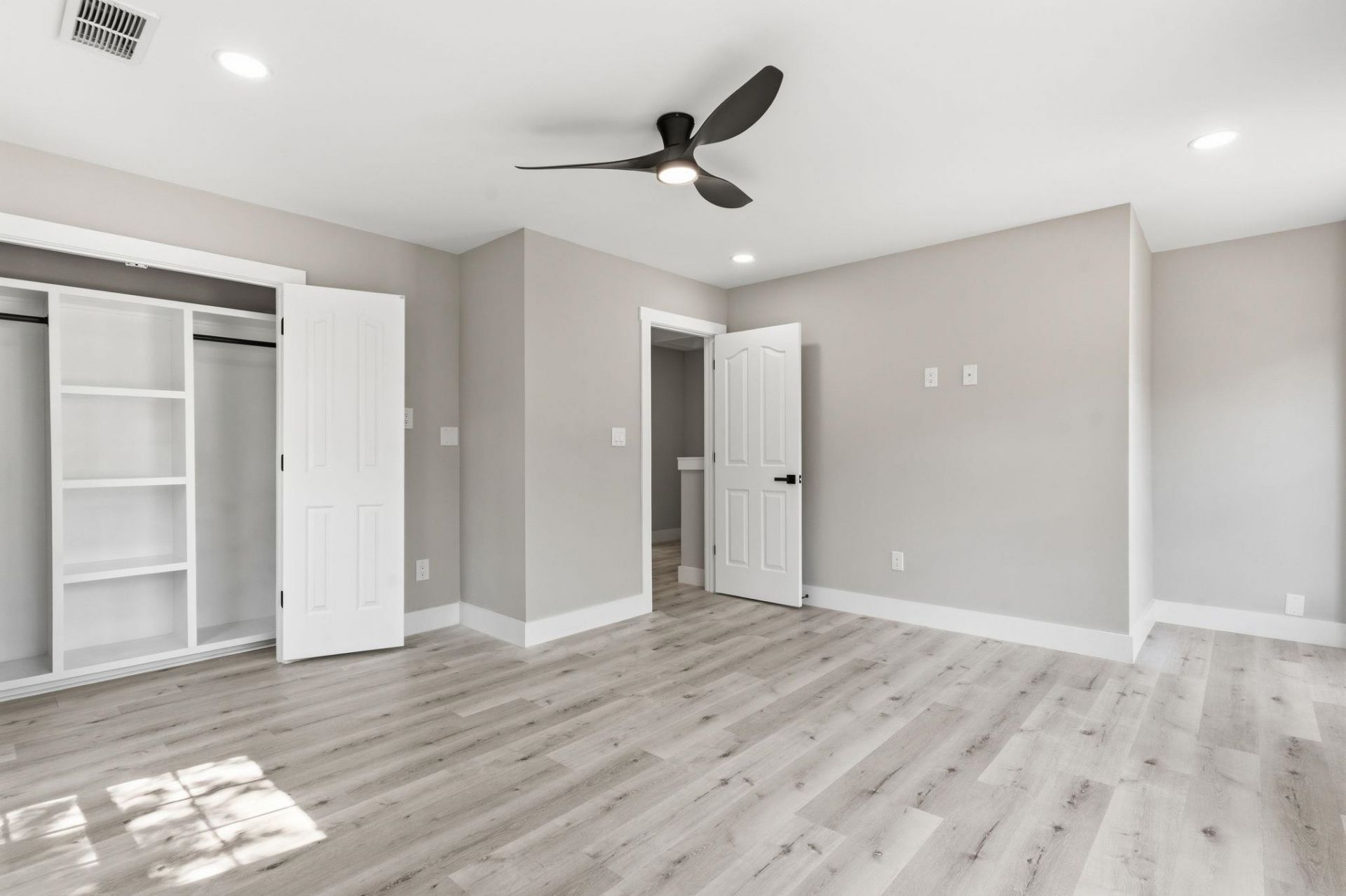 320 Muscari Dr. Photo 18