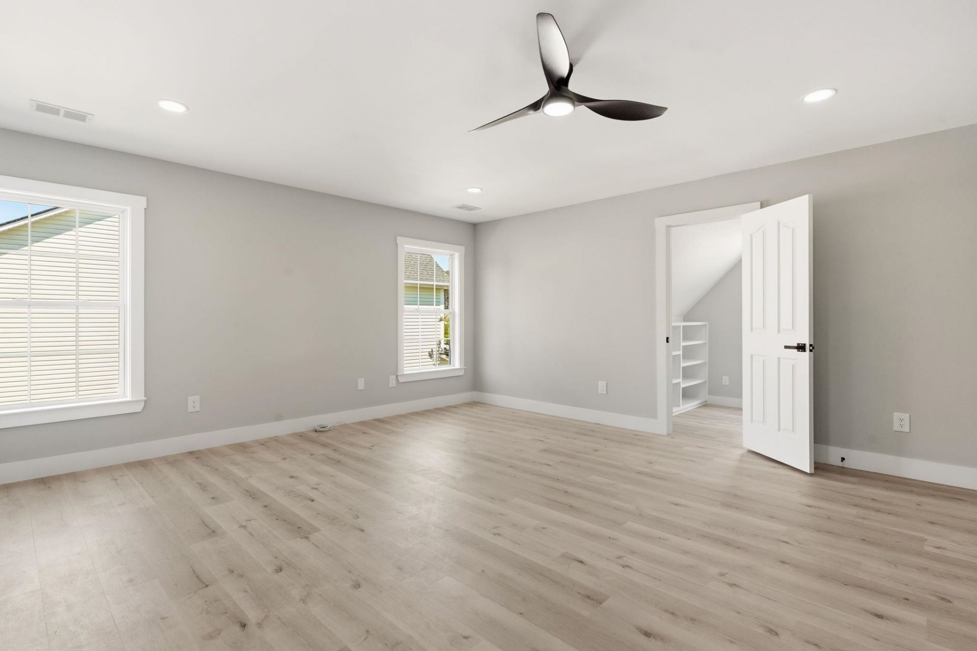 320 Muscari Dr. Photo 25