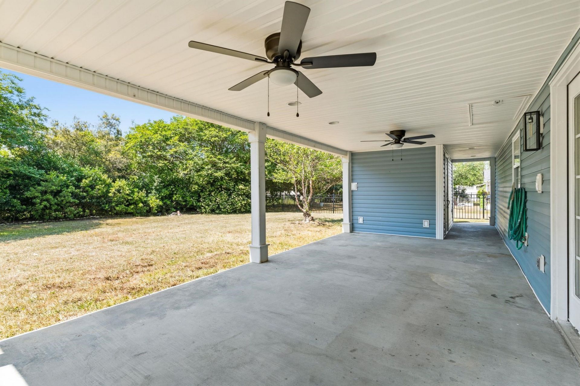 320 Muscari Dr. Photo 34