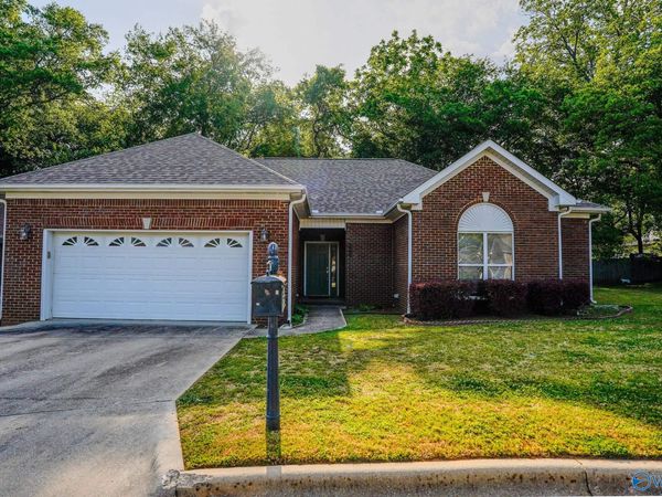 946 Tracey Lane SW, Decatur, AL 35601