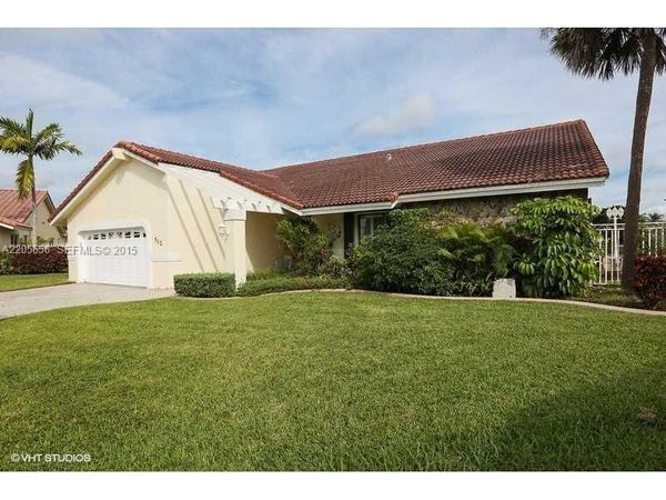 512 NW 104th Avenue, Plantation, FL 33324